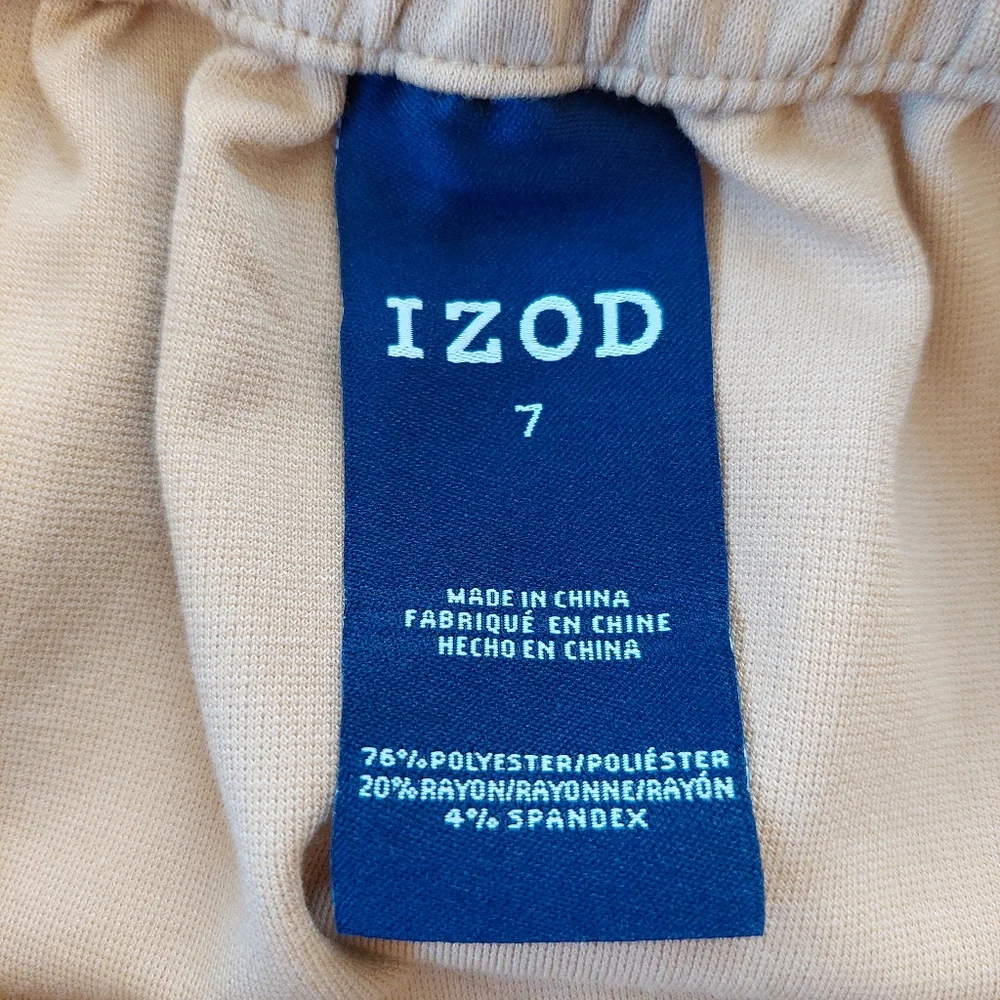 IZOD girl skirt NWT
